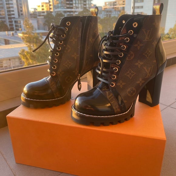 Louis Vuitton Boots - Picture 6 of 8